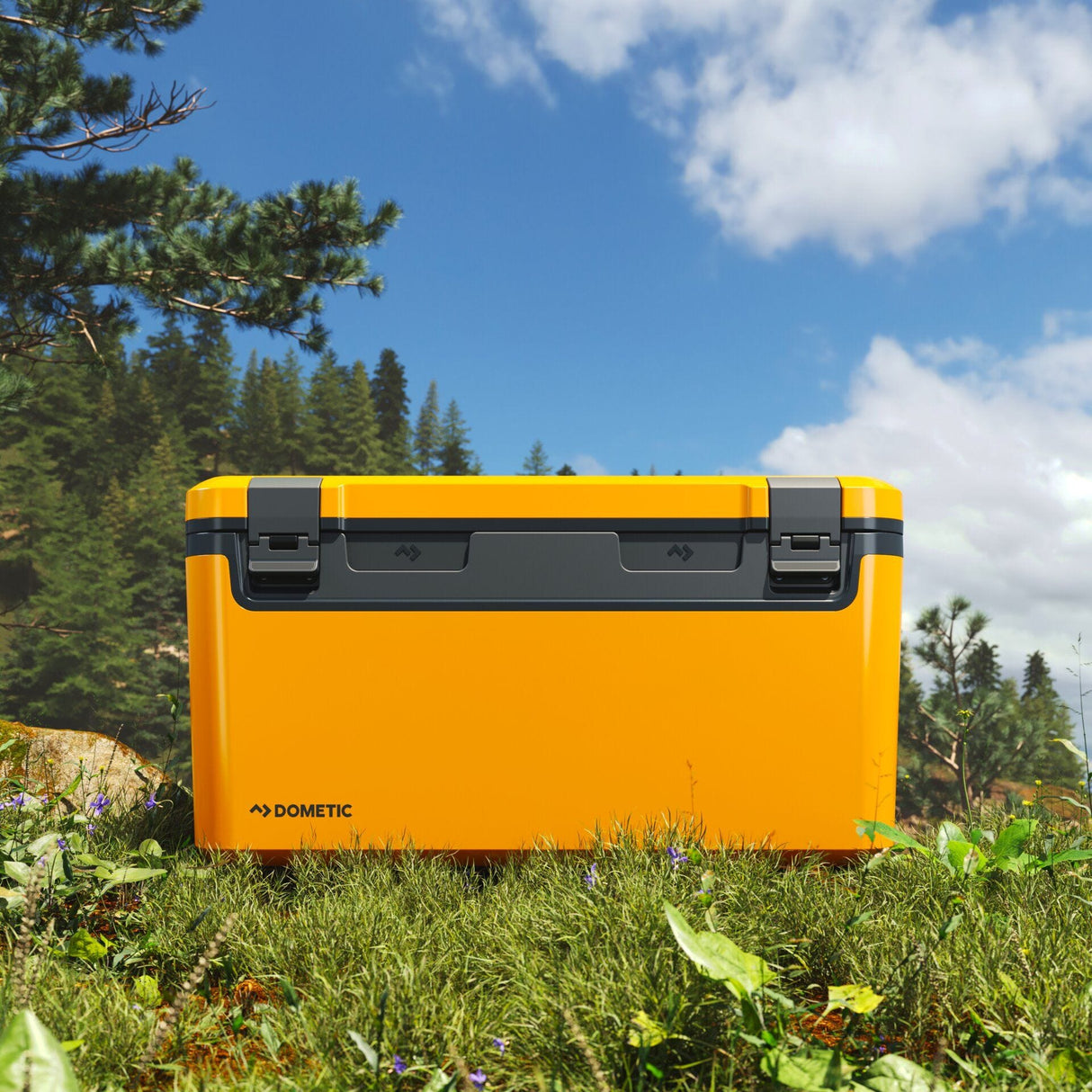Dometic Recon Hardside Cooler Box - 69 Litre - Glow
