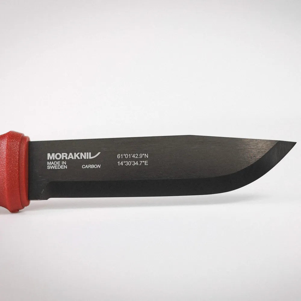 Mora Garberg BlackBlade (C) Dala Red Bushcraft Knife