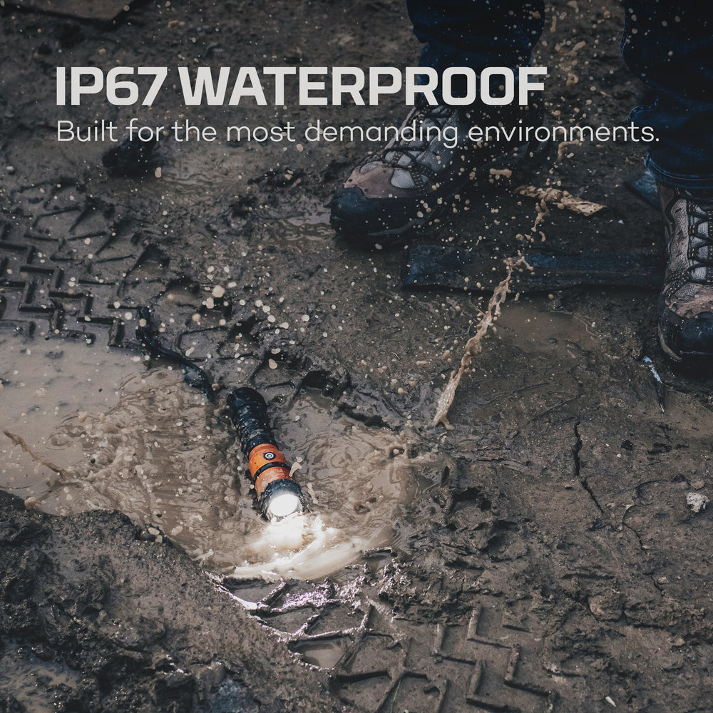 Nebo Master Series FL1500: Waterproof LED Flashlight