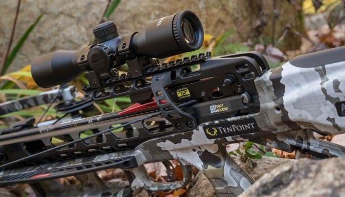 Tenpoint VenomX ACUSlide Compound Crossbow Package in Vektra Camo