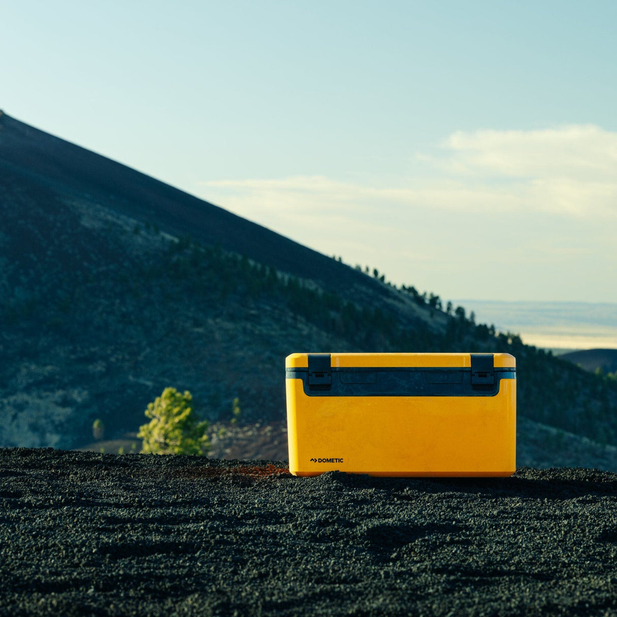 Dometic Recon Hardside Cooler Box - 69 Litre - Glow