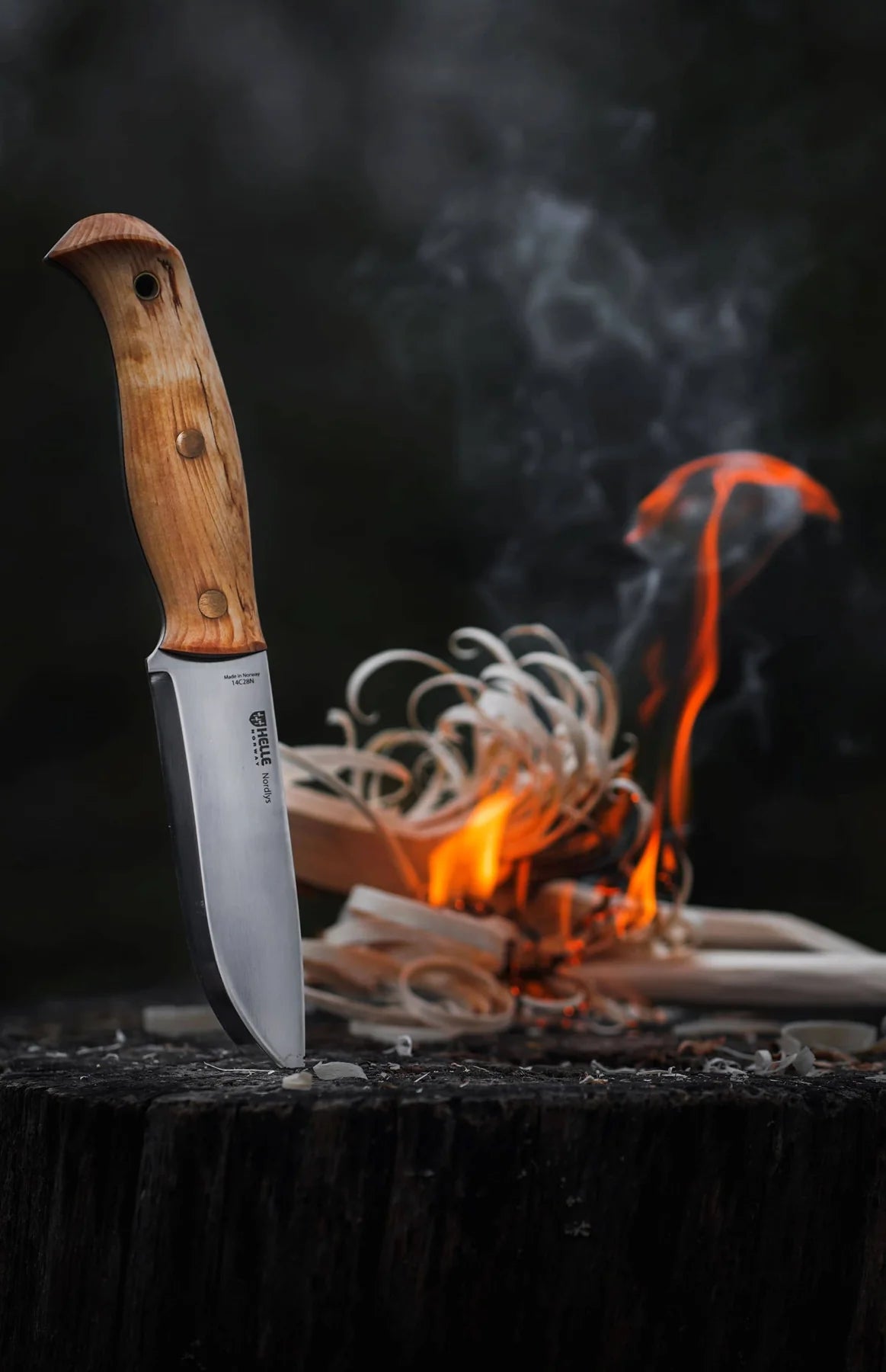 Helle Nordlys Bushcraft Knife