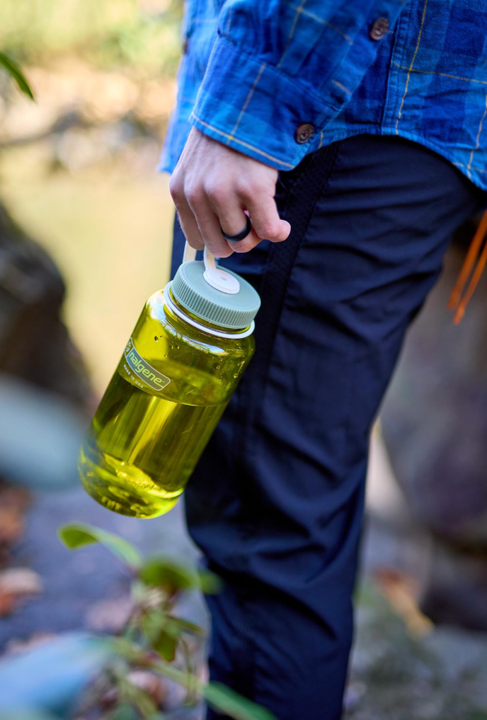 Nalgene 32oz / 1L Tritan Sustain Wide Mouth Bottle Endive - Oil Green Cap