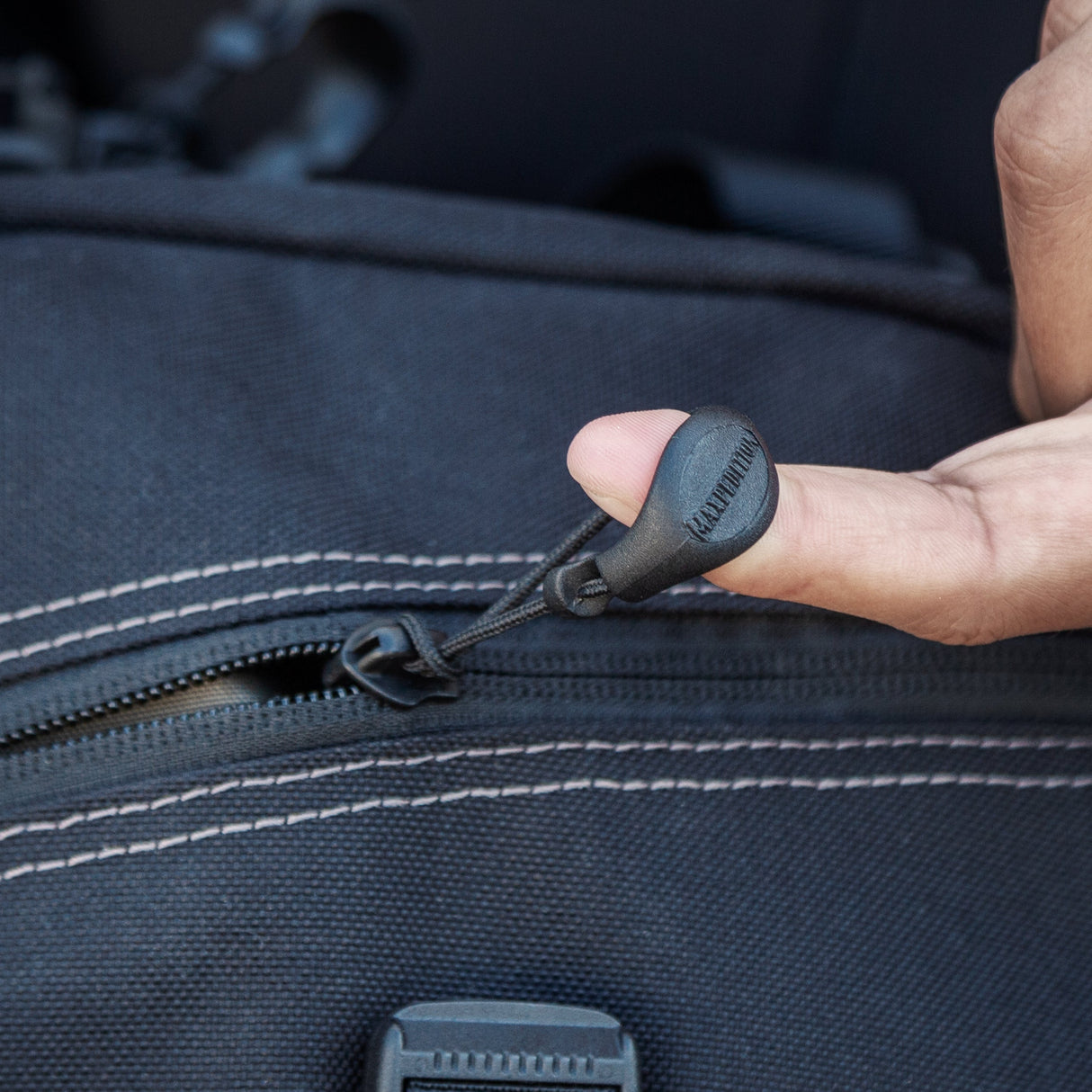 Maxpedition Small Grey PZL Positive Grip Zipper Pulls Pack of 6