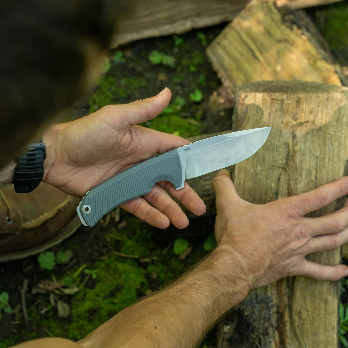 SOG Tellus Fx Wolf Grey Fixed Blade Bushcraft Knife